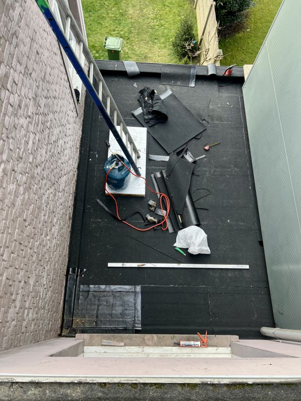 Repairing Leaks On Flat Roofs